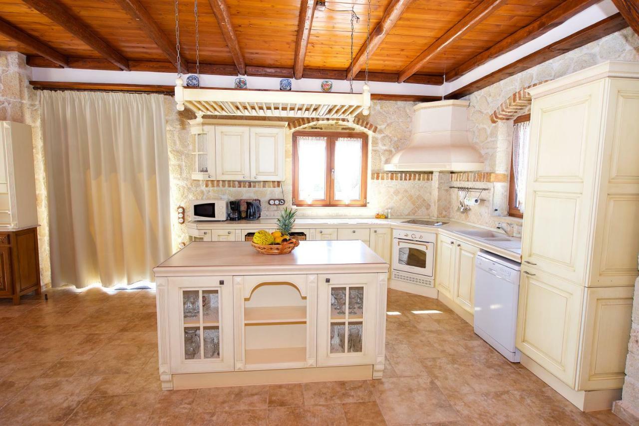 Villa Petrino Halikounas Exterior foto